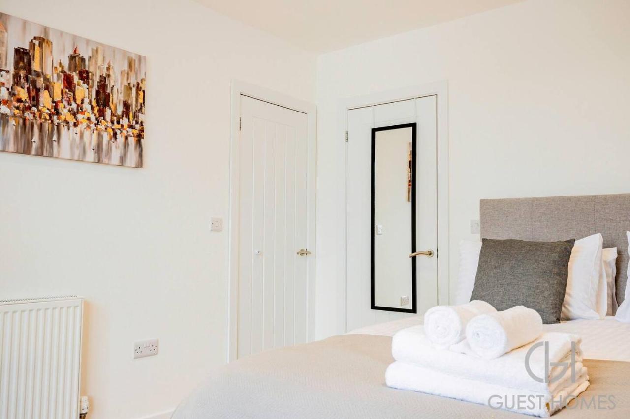Guest Homes I Friar Street Flat Херфорд Екстериор снимка