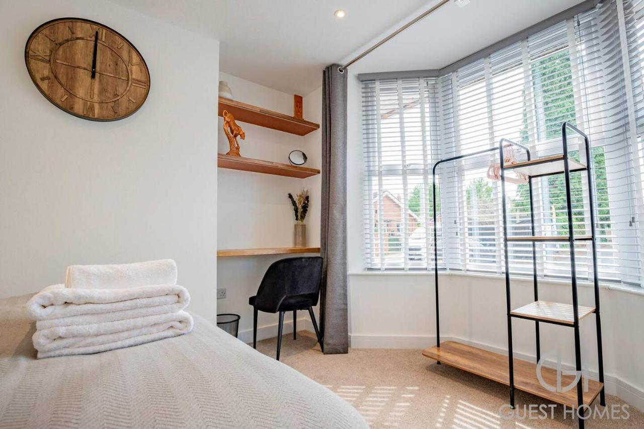 Guest Homes I Friar Street Flat Херфорд Екстериор снимка