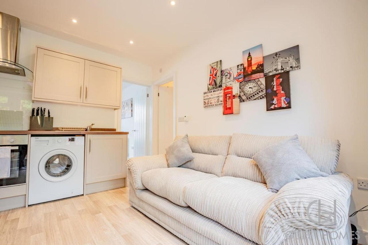 Guest Homes I Friar Street Flat Херфорд Екстериор снимка